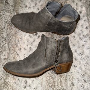 Charlotte Russe Blue/Gray Ankle Boots
